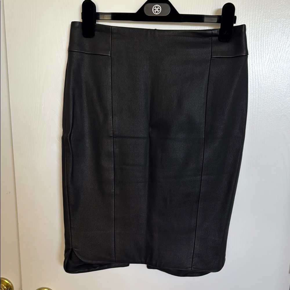 Akris Punto Lamb Leather Skirt